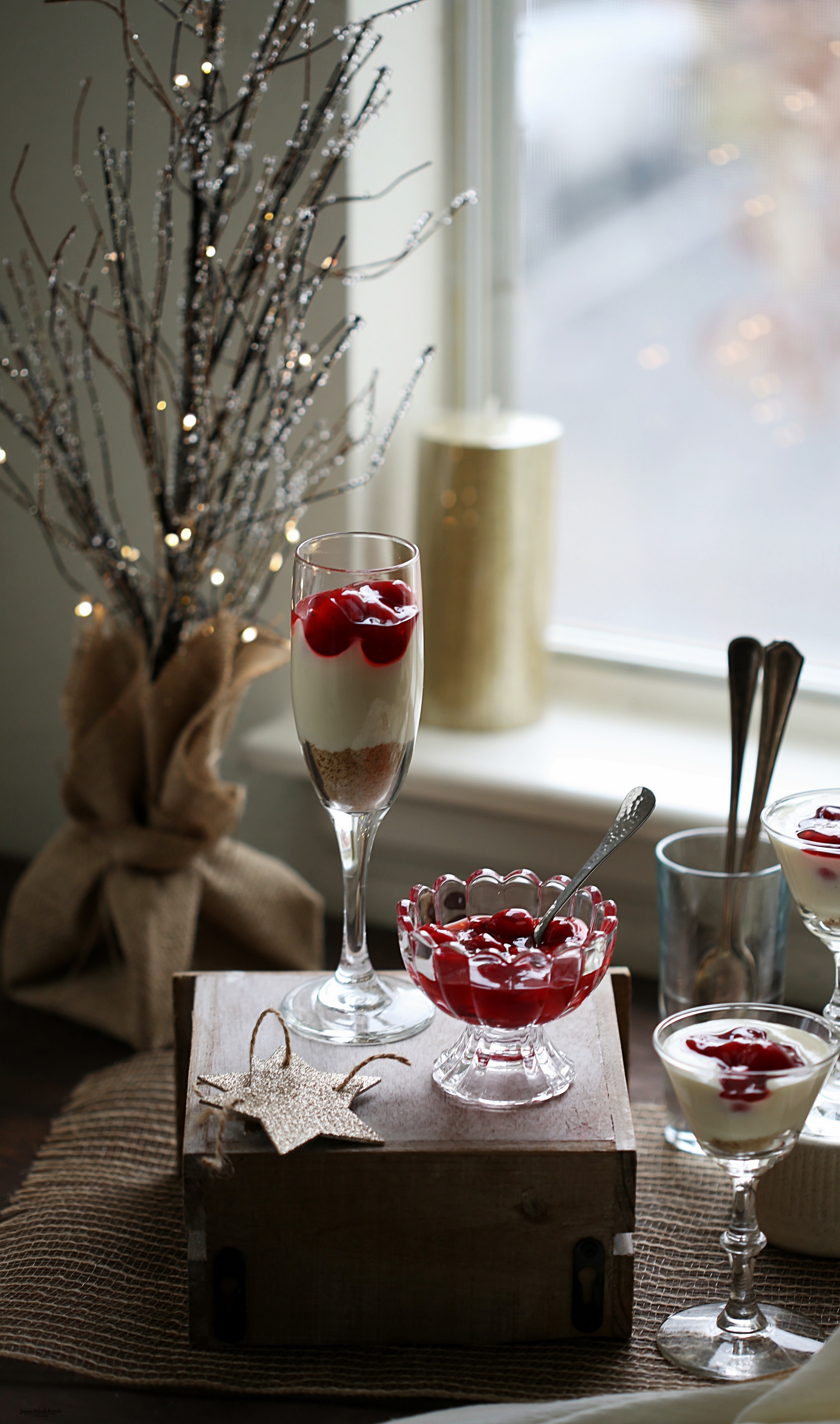 NO BAKE CHERRY CHEESECAKE