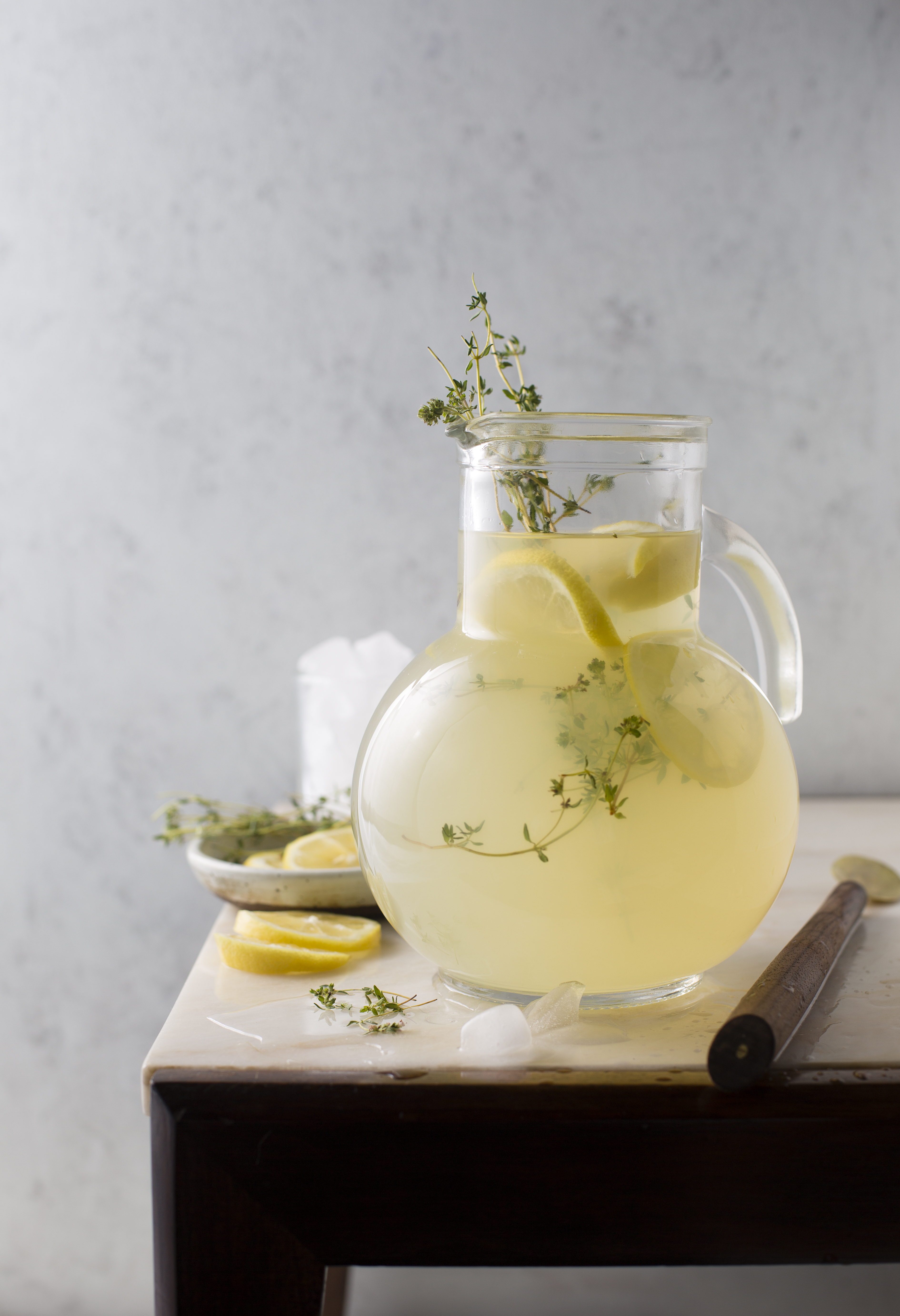 THYME LEMONADE