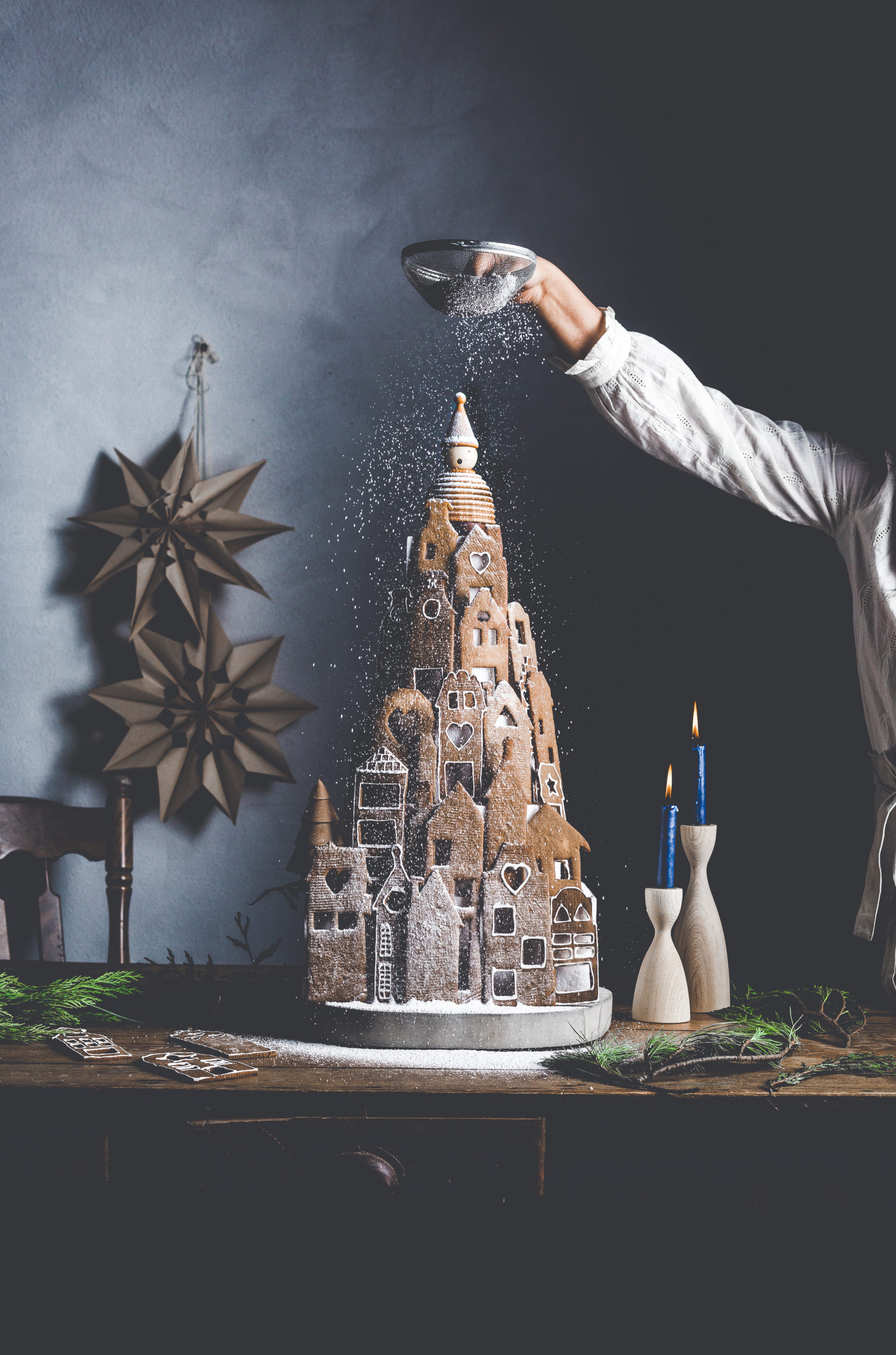 GINGERBREAD TOWNHOUSE VILLAGE COOKIES